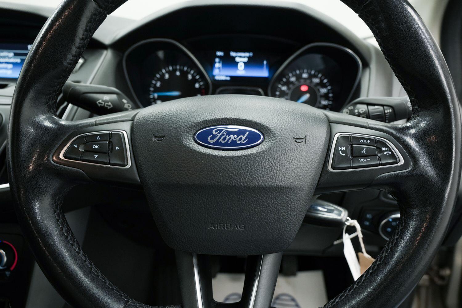 Used Ford Focus 2015 for sale - 76361423: Photo 24