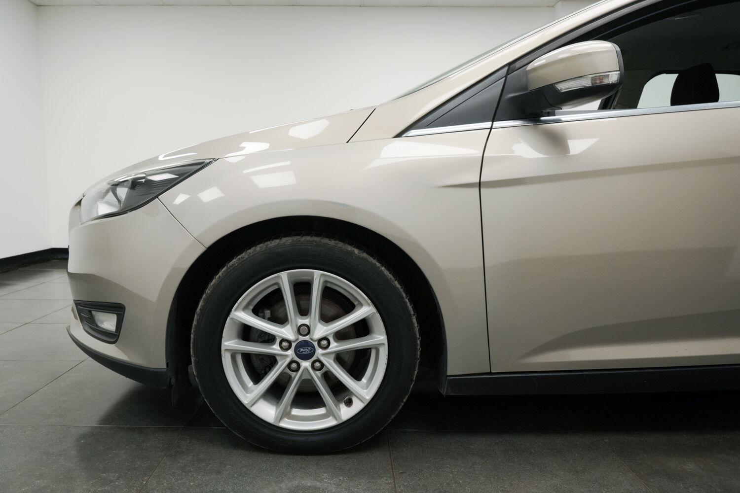 Used Ford Focus 2015 for sale - 76361423: Photo 7