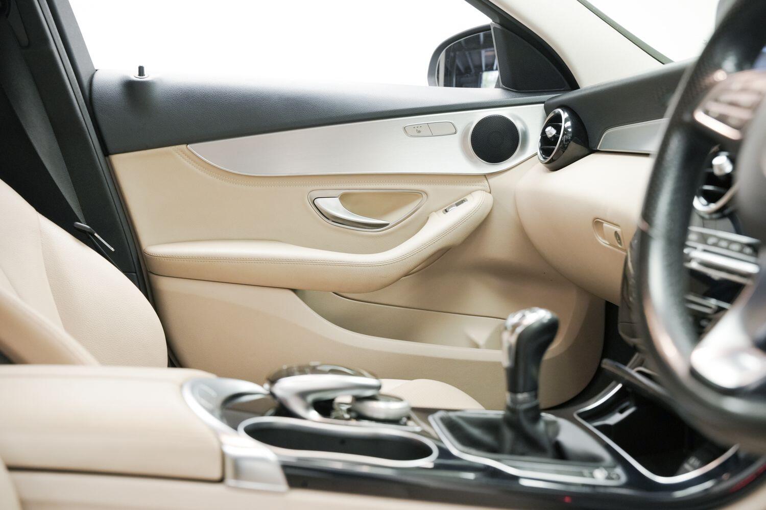 Used Mercedes-Benz C Class 2014 for sale - 76824368: Photo 21