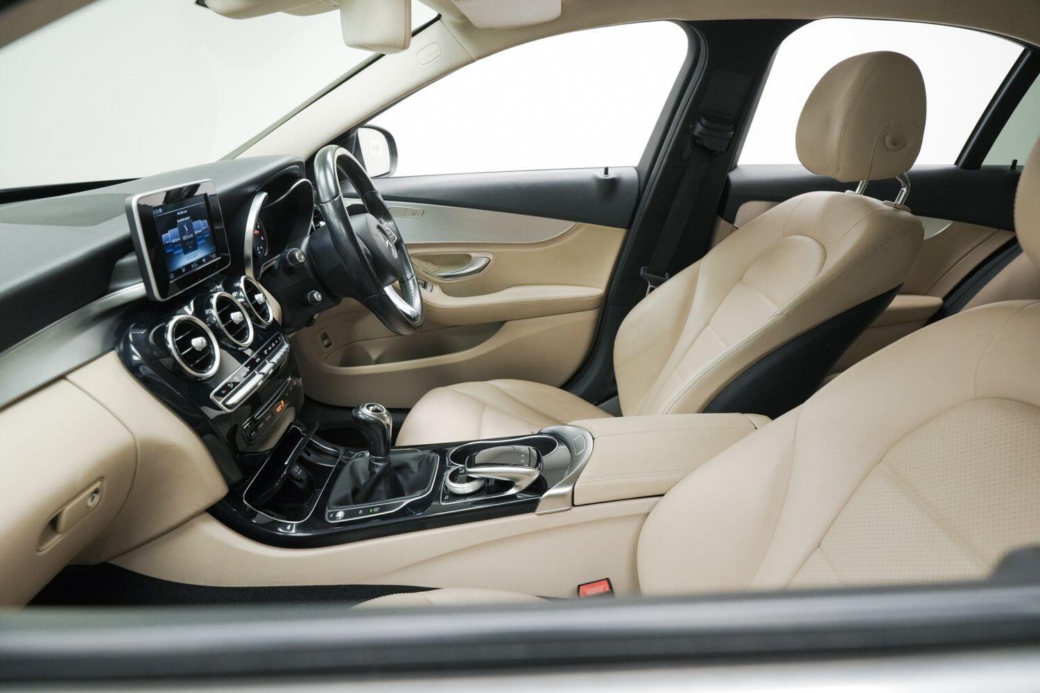 Used Mercedes-Benz C Class 2014 for sale - 76824368: Photo 29