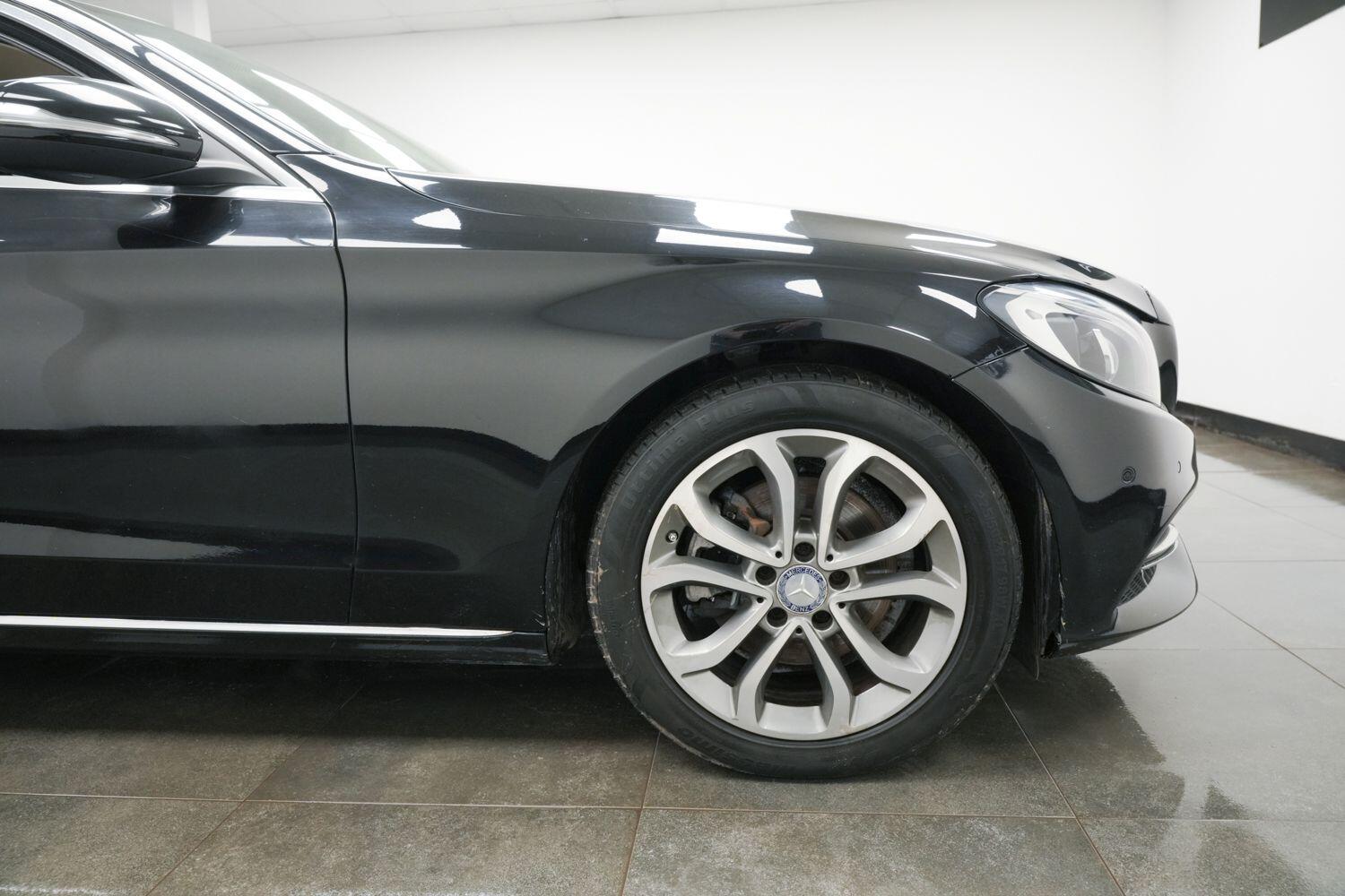 Used Mercedes-Benz C Class 2014 for sale - 76824368: Photo 5