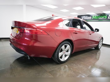 Used Jaguar XF 2017 for sale - 76824058: Photo