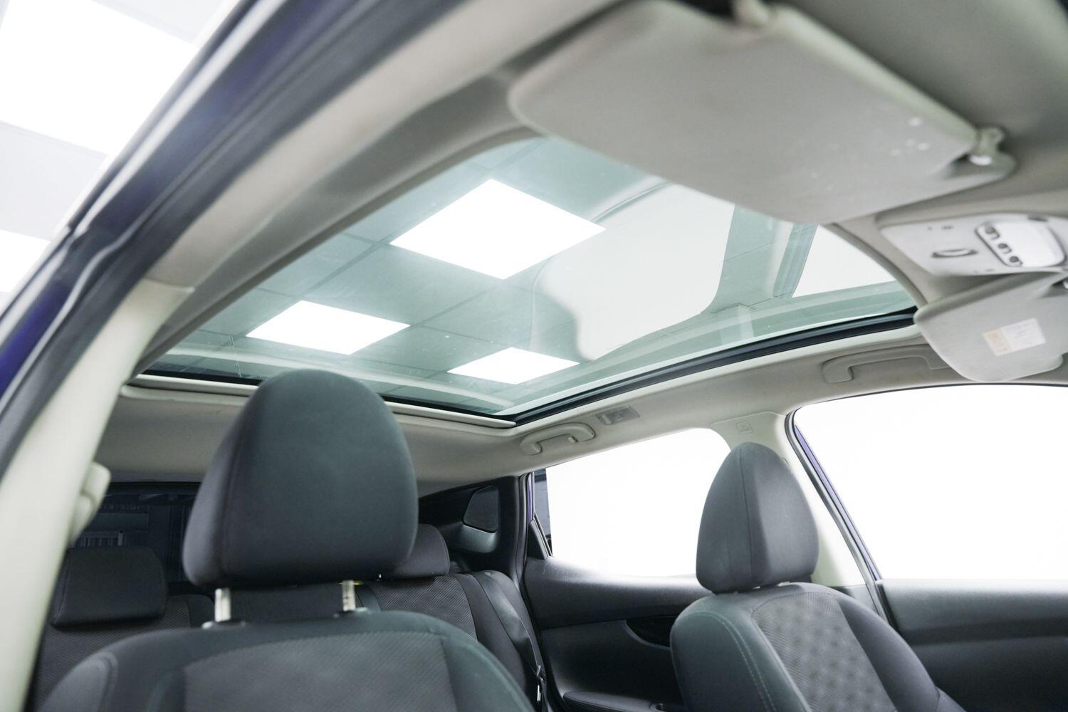 Used Nissan Qashqai 2015 for sale - 77081521: Photo 12