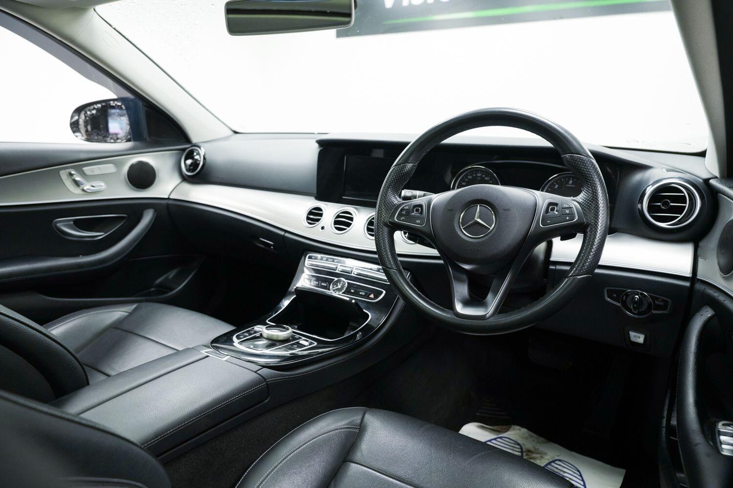 Used Mercedes-Benz E Class 2017 for sale - 77166984: Photo 10