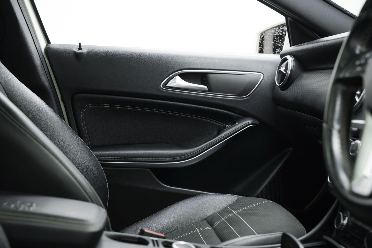 Used Mercedes-Benz A-Class 2013 for sale - 76561120: Photo 19