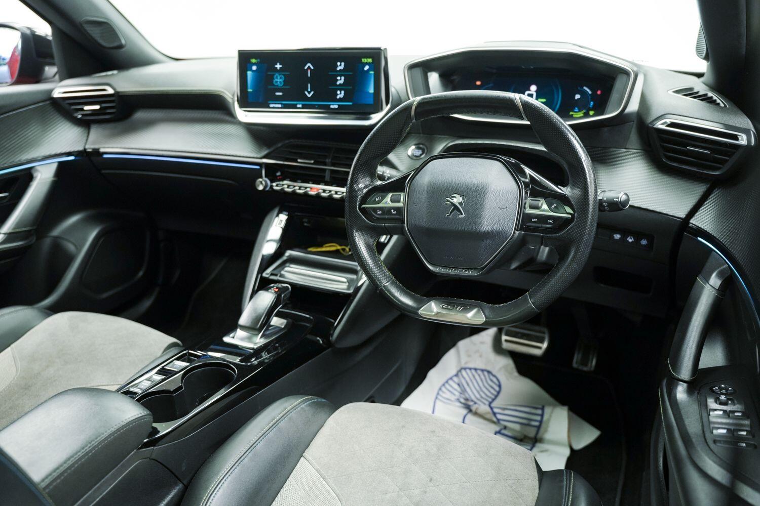 Used Peugeot 2008 2020 for sale - 76825059: Photo 11