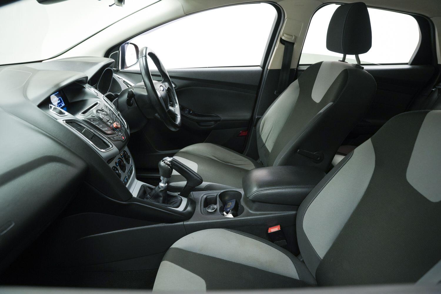 Used Ford Focus for sale - 77267861: Photo 28