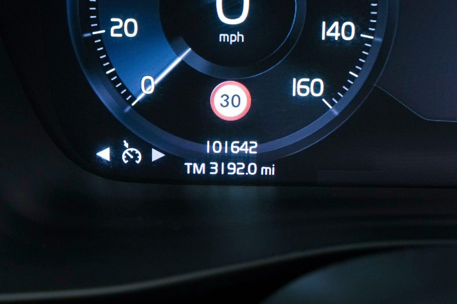 Used Volvo XC40 for sale - 77633622: Photo 27