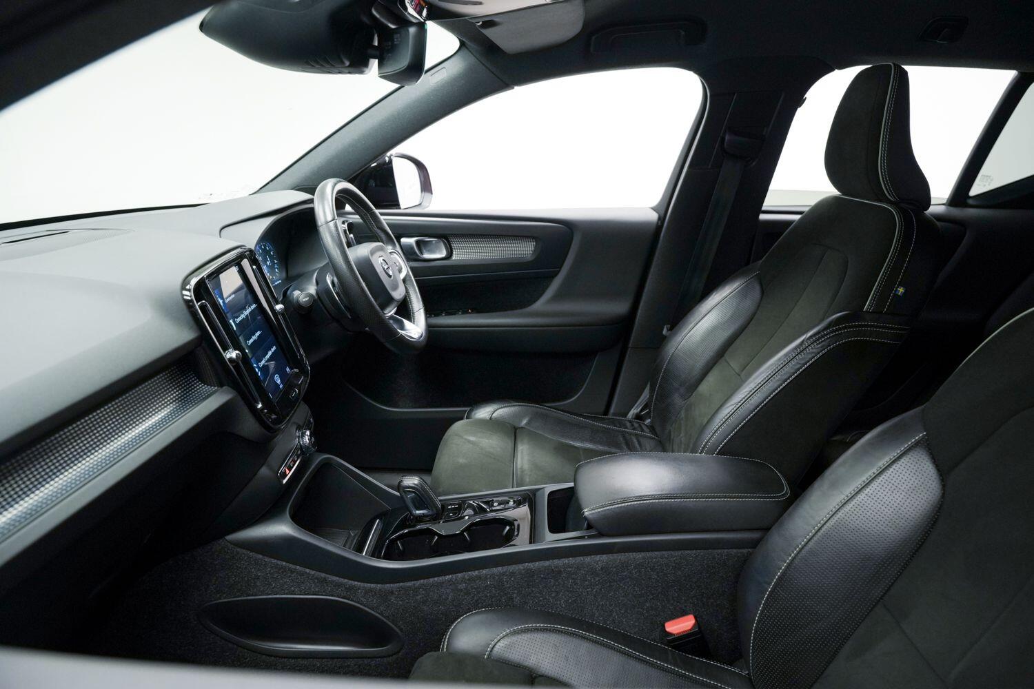 Used Volvo XC40 for sale - 77633622: Photo 28