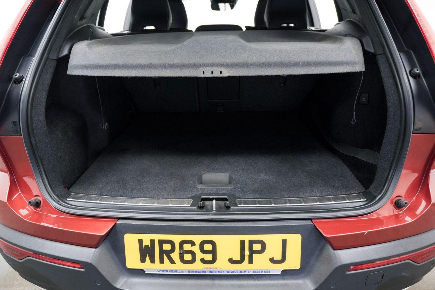 Used Volvo XC40 for sale - 77633622: Photo 9