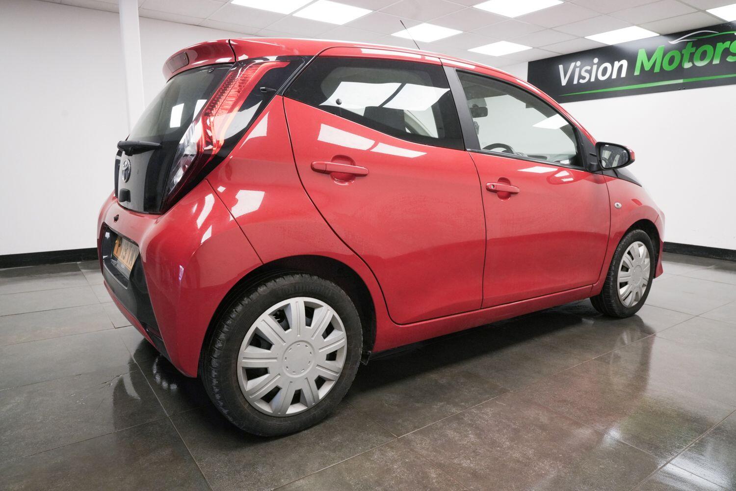 Used Toyota AYGO 2019 for sale - 76166784: Photo 4