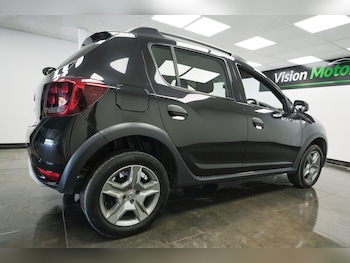 Used Dacia Sandero Stepway 2017 for sale - 78481074: Photo