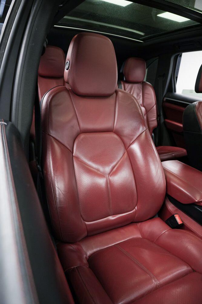 Used Porsche Cayenne 2013 for sale - 77190432: Photo 12