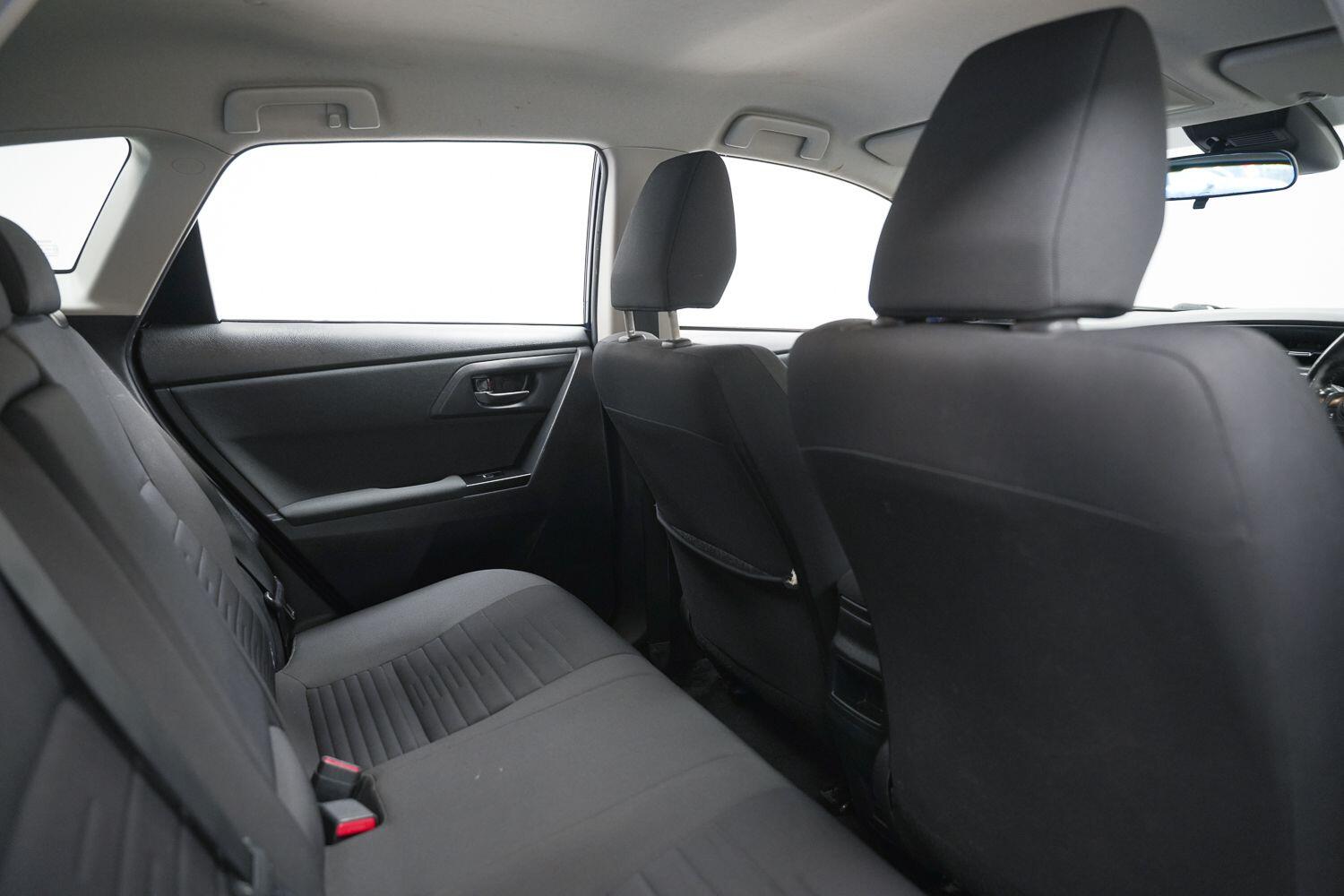 Used Toyota Auris 2017 for sale - 77898169: Photo 15