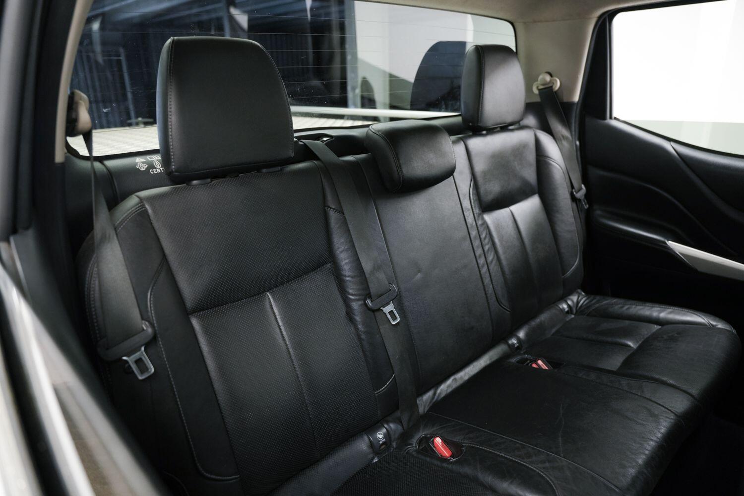 Used Nissan Navara 2017 for sale - 77624880: Photo 13