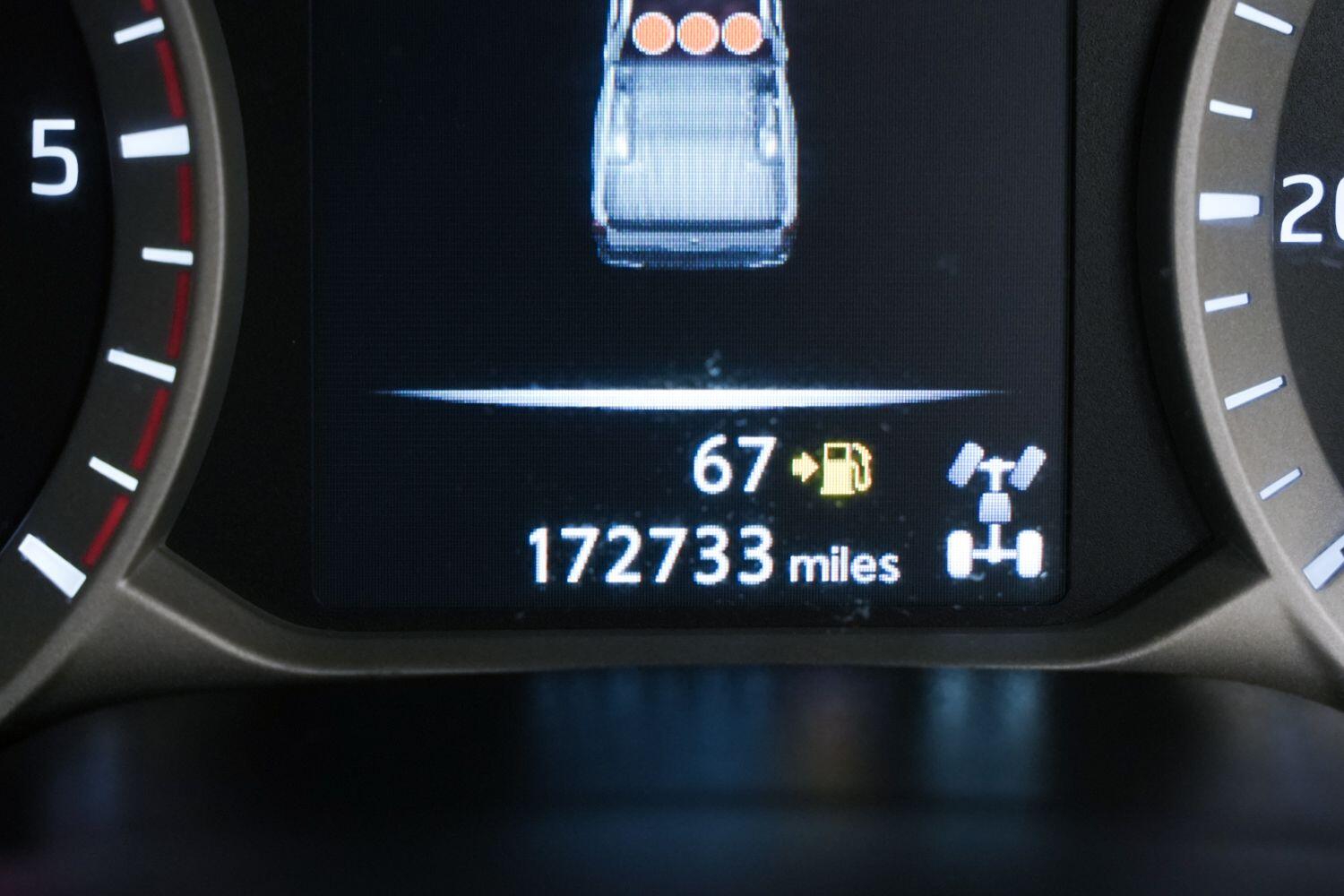 Used Nissan Navara 2017 for sale - 77624880: Photo 27