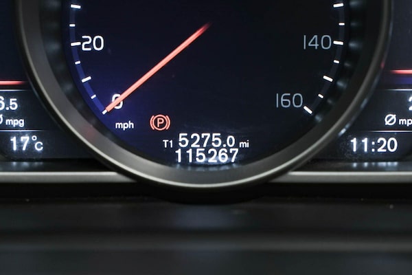 Used Volvo V40 2017 for sale - 76166631: Photo 22