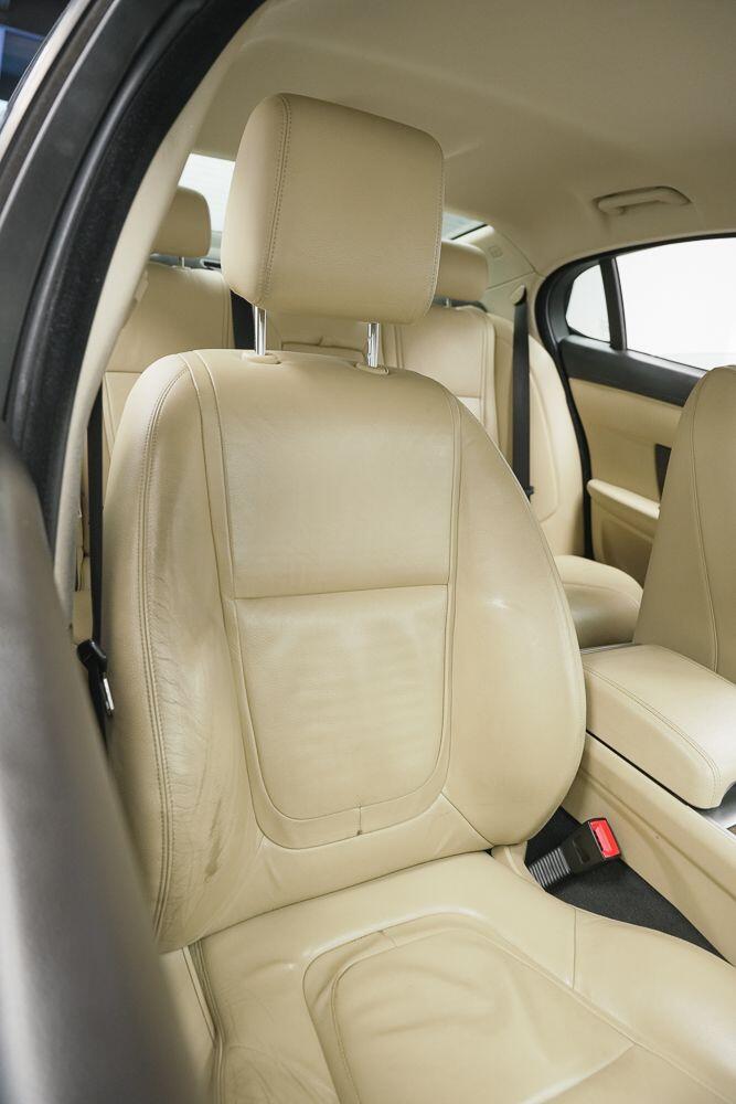 Used Jaguar XF 2015 for sale - 77898593: Photo 13