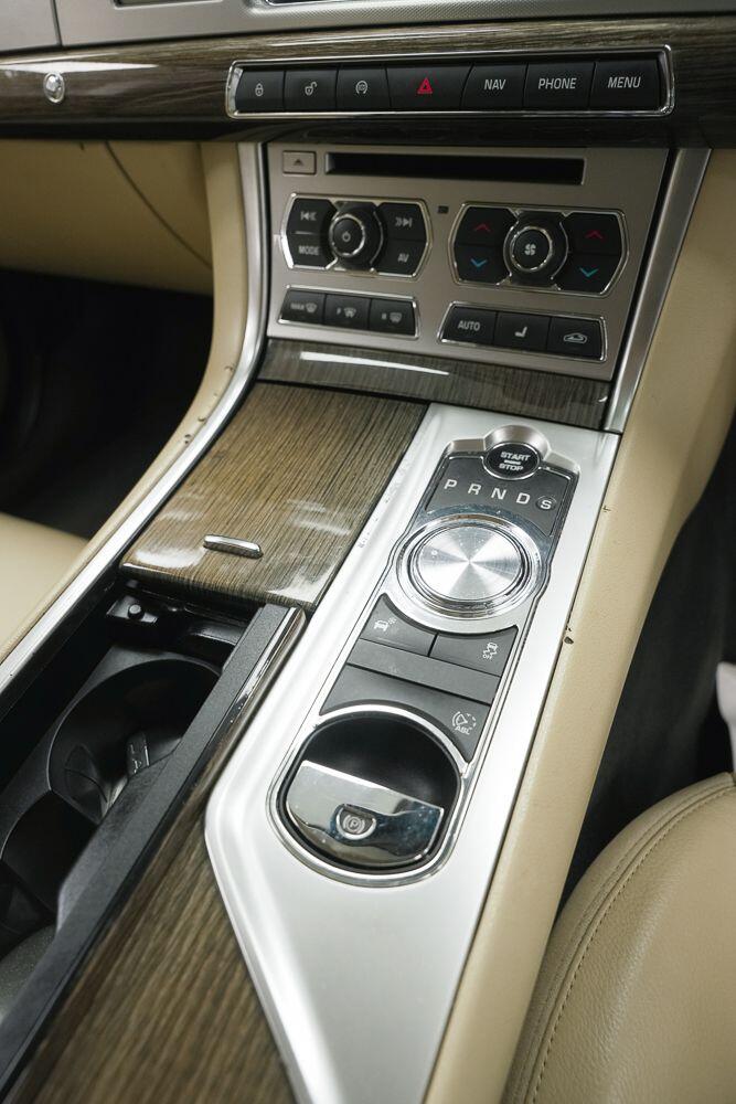 Used Jaguar XF 2015 for sale - 77898593: Photo 24