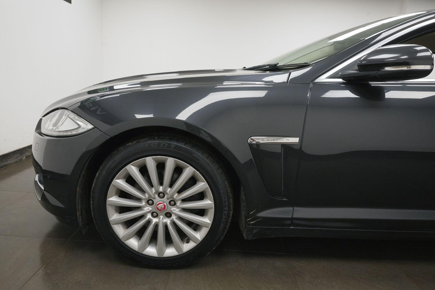 Used Jaguar XF 2015 for sale - 77898593: Photo 6