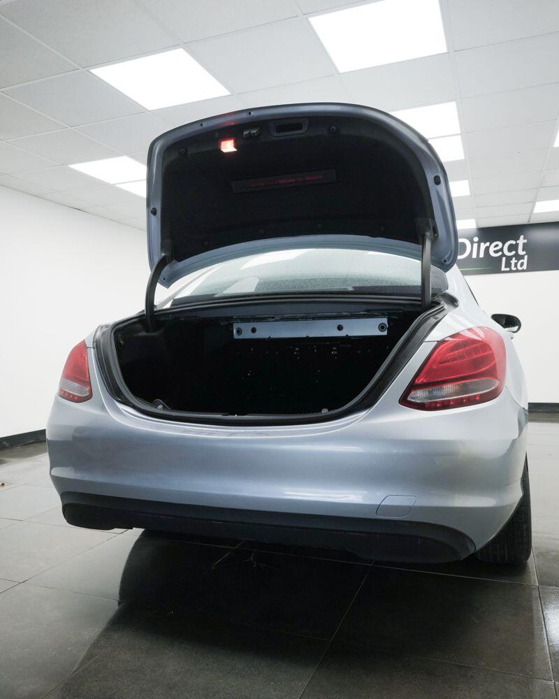 Used Mercedes-Benz C Class 2017 for sale - 76550395: Photo 8