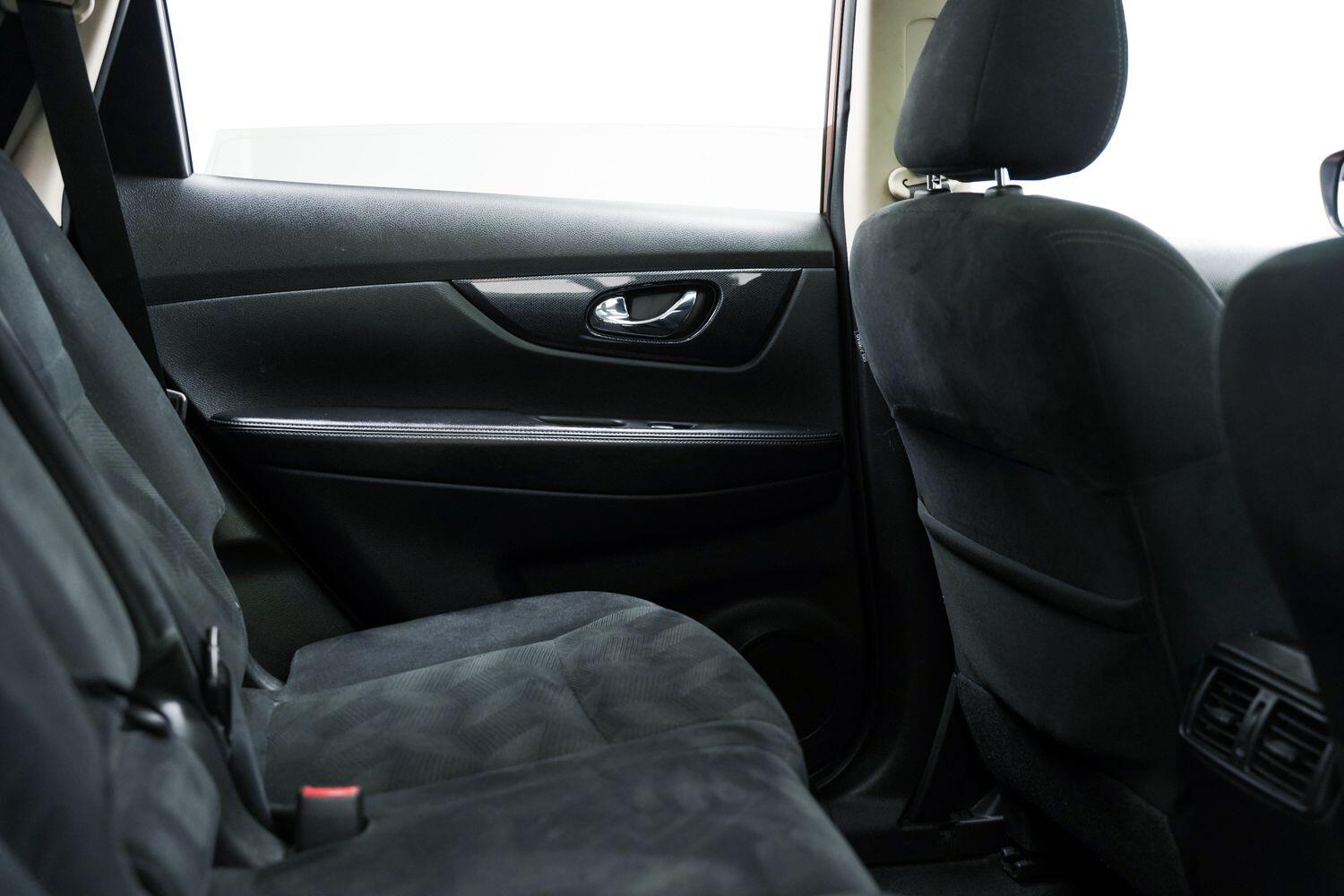 Used Nissan X-Trail for sale - 78116621: Photo 17