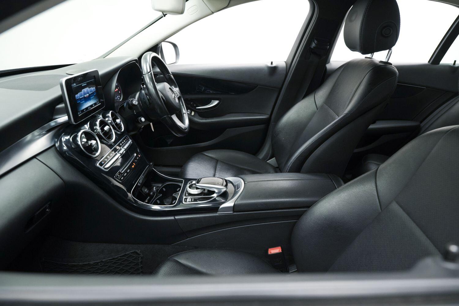 Used Mercedes-Benz C Class 2015 for sale - 76592593: Photo 27