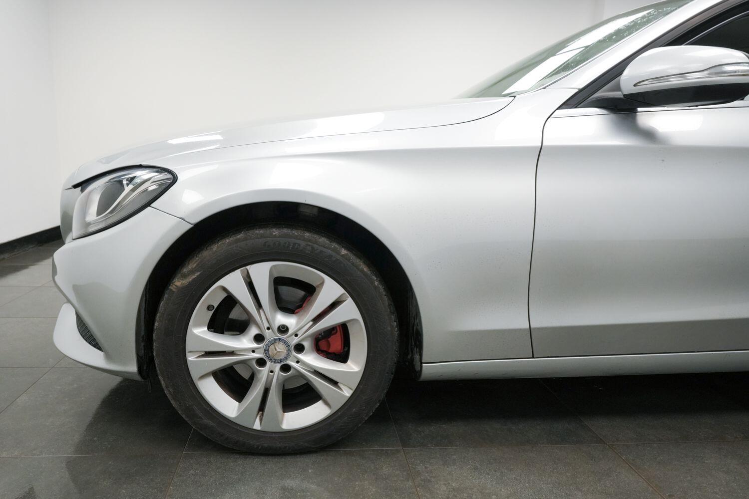 Used Mercedes-Benz C Class 2015 for sale - 76592593: Photo 6
