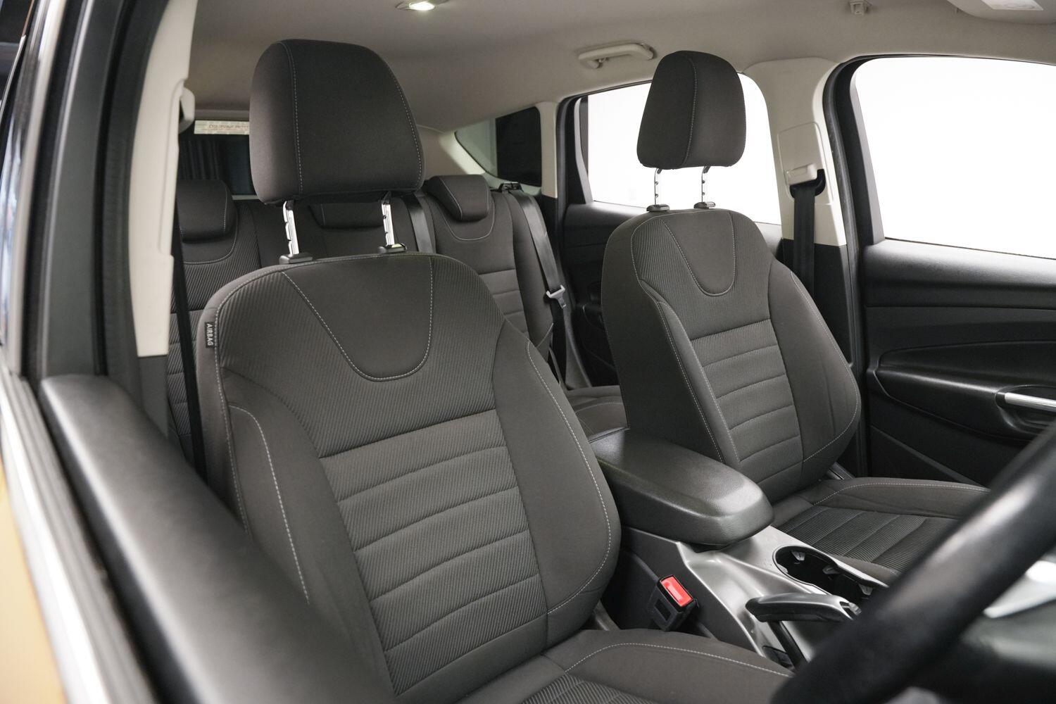 Used Ford Kuga 2015 for sale - 77737351: Photo 12