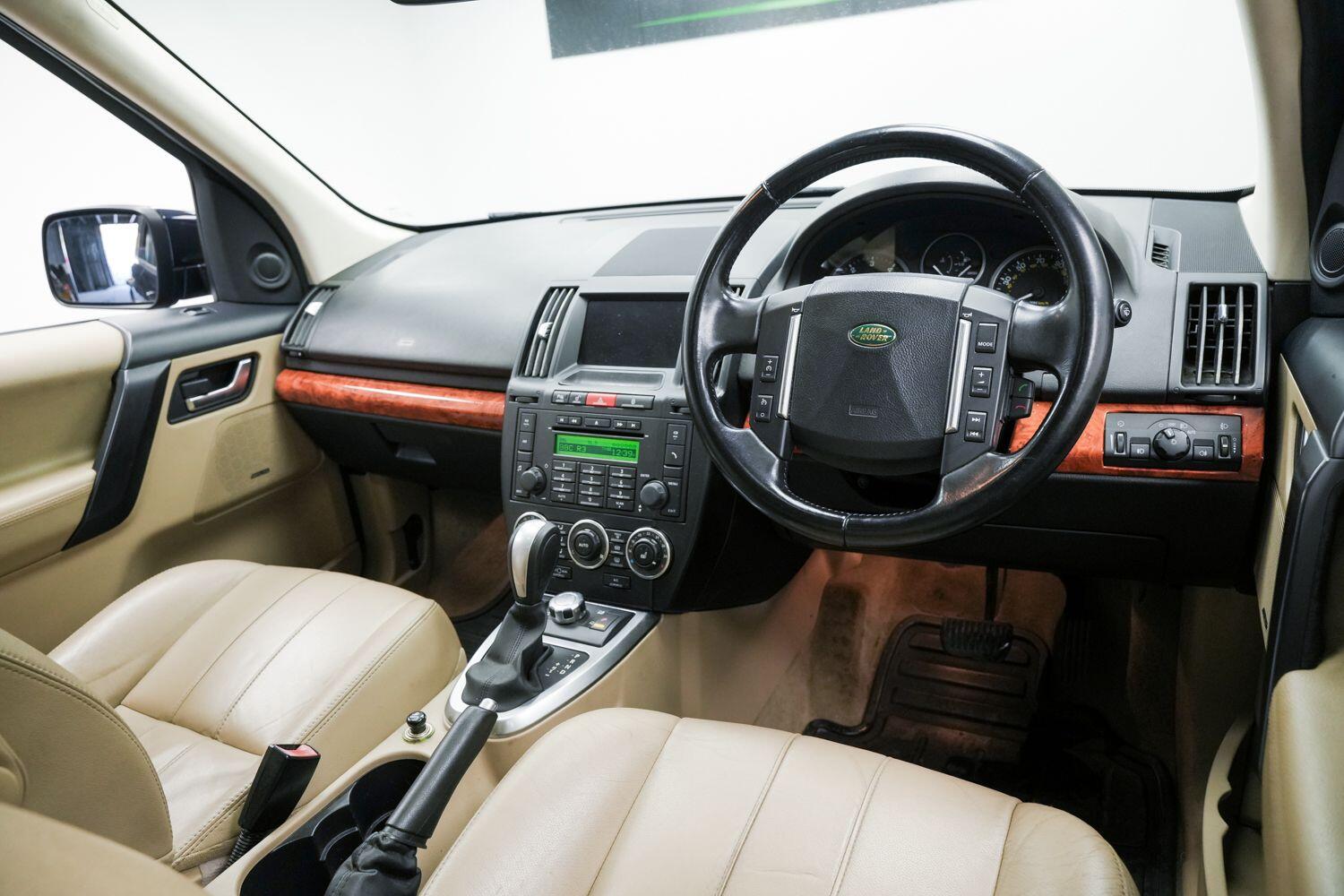 Used Land Rover Freelander 2011 for sale - 77305713: Photo 11