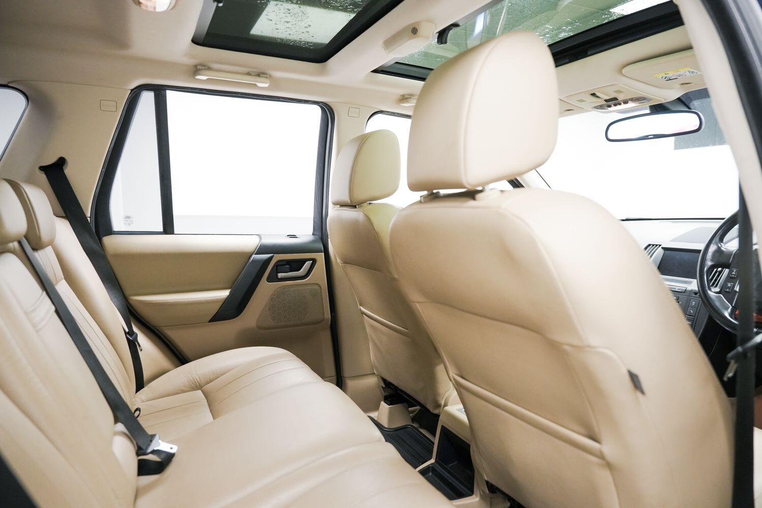 Used Land Rover Freelander 2011 for sale - 77305713: Photo 17