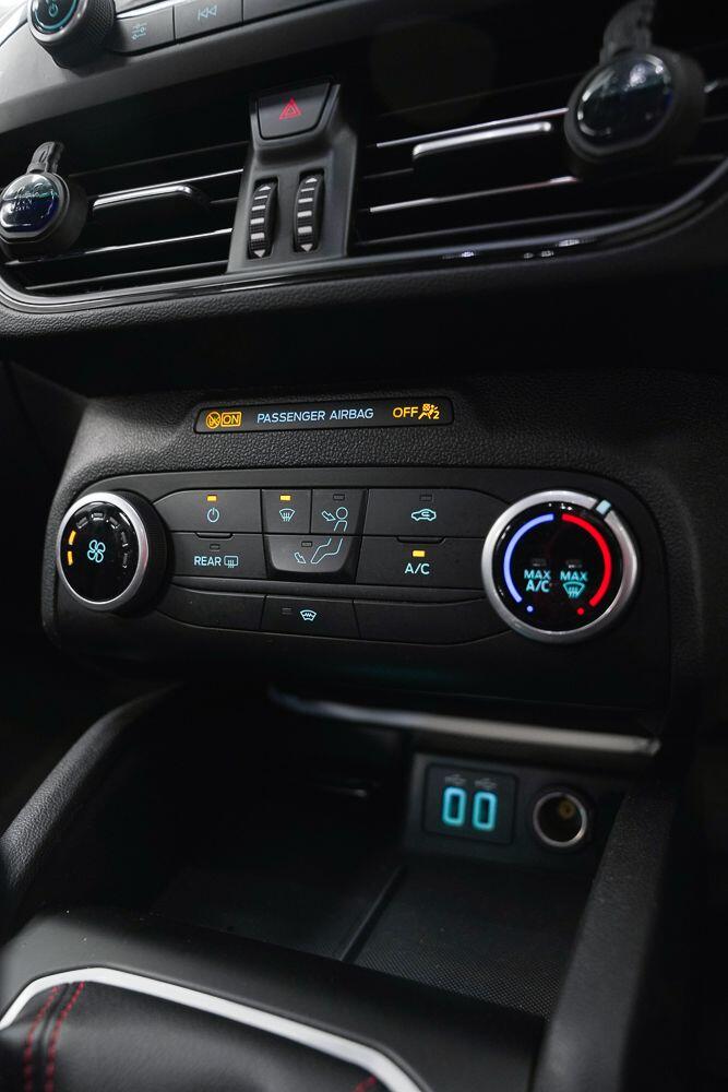 Used Ford Focus 2022 for sale - 78020212: Photo 20