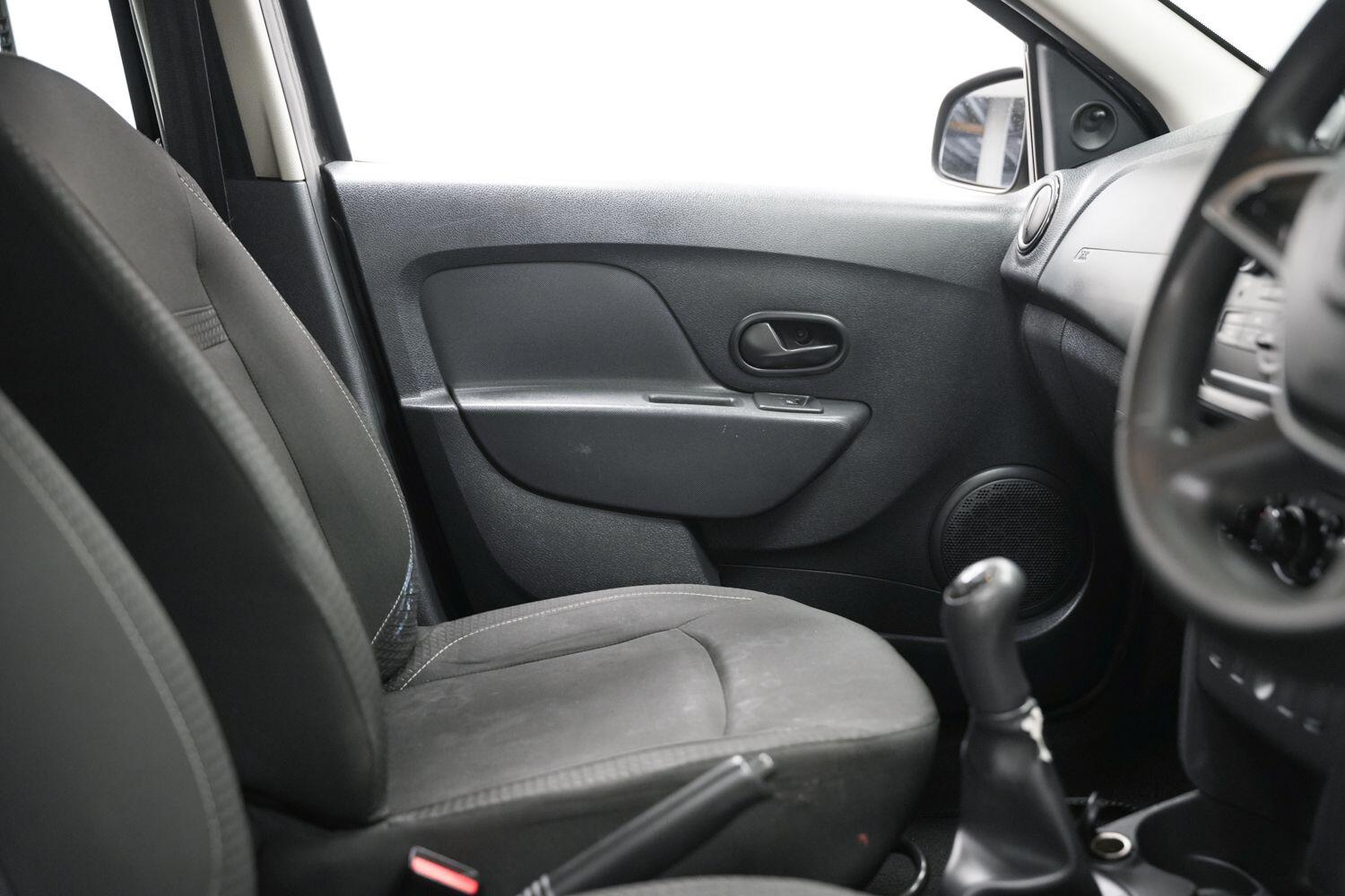 Used Dacia Sandero 2017 for sale - 77737360: Photo 19