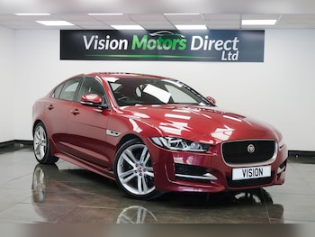 Used Jaguar XE 2017 for sale - 79316737: Photo