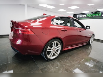 Used Jaguar XE 2017 for sale - 79316737: Photo