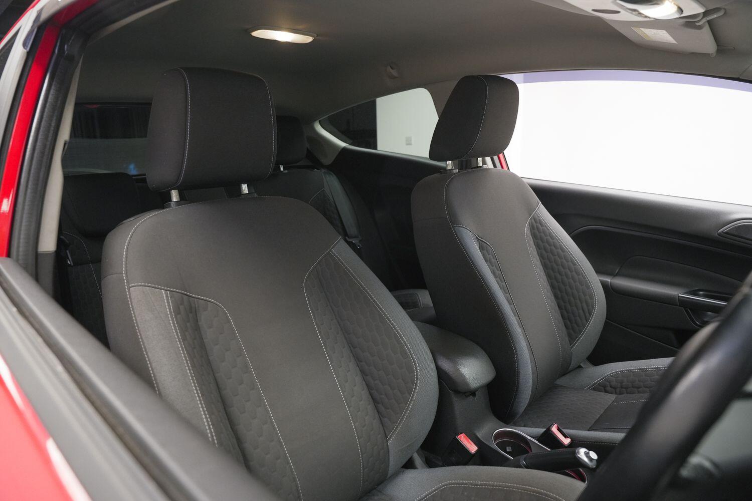 Used Ford Fiesta 2015 for sale - 77898375: Photo 11