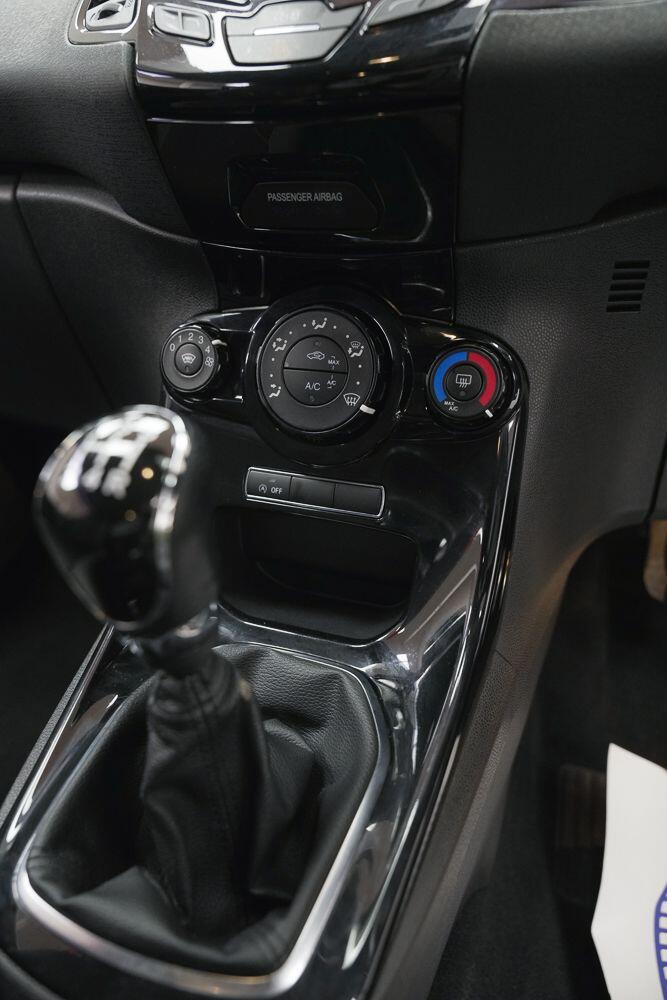 Used Ford Fiesta 2015 for sale - 77898375: Photo 18