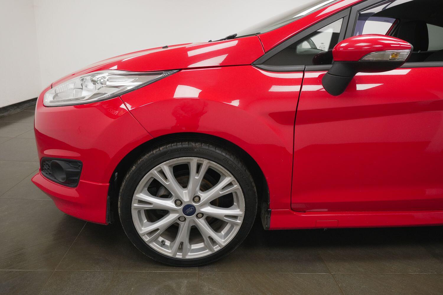 Used Ford Fiesta 2015 for sale - 77898375: Photo 6