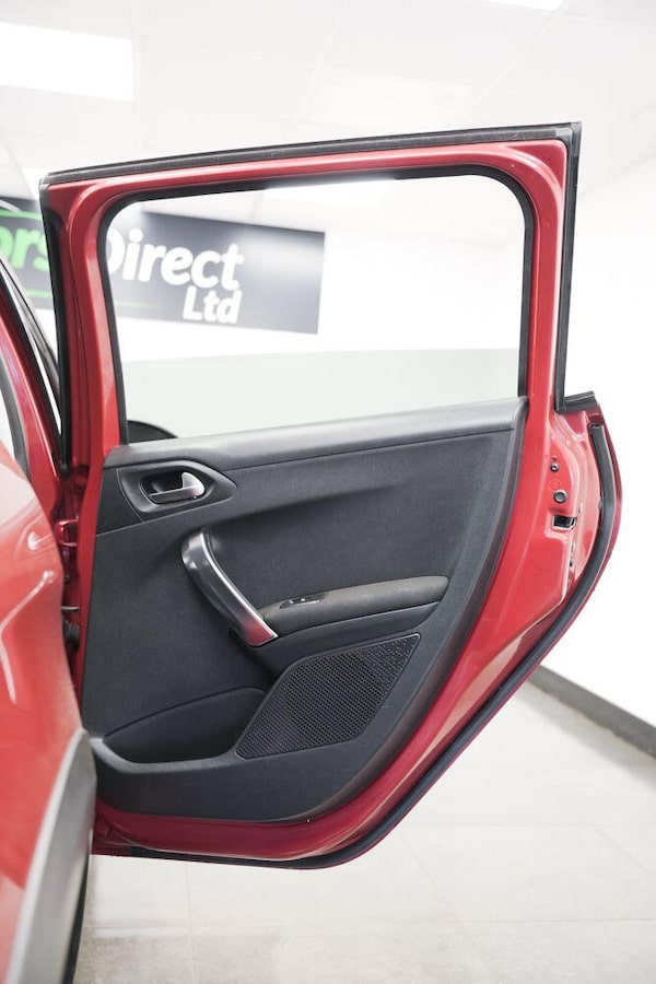 Used Peugeot 2008 2016 for sale - 76167027: Photo 13
