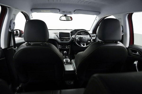 Used Peugeot 2008 2016 for sale - 76167027: Photo 8