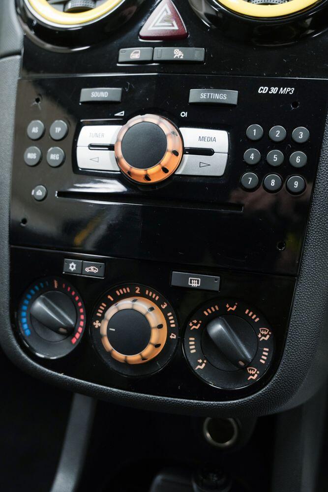 Used Vauxhall Corsa 2013 for sale - 77144361: Photo 17