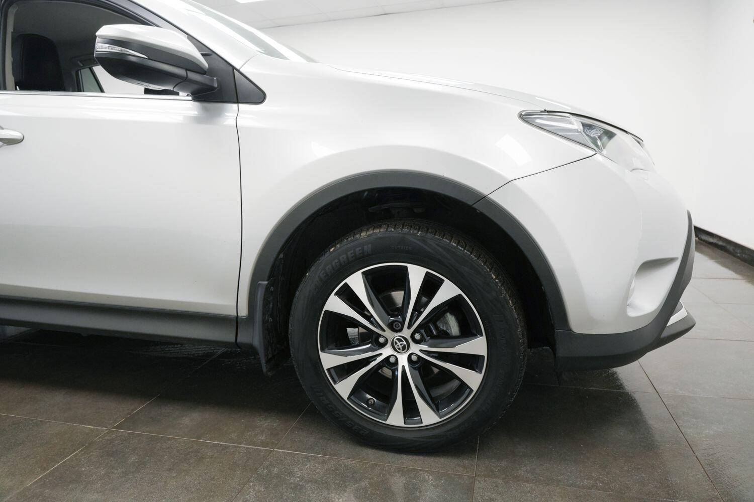 Used Toyota RAV4 for sale - 77633364: Photo 5