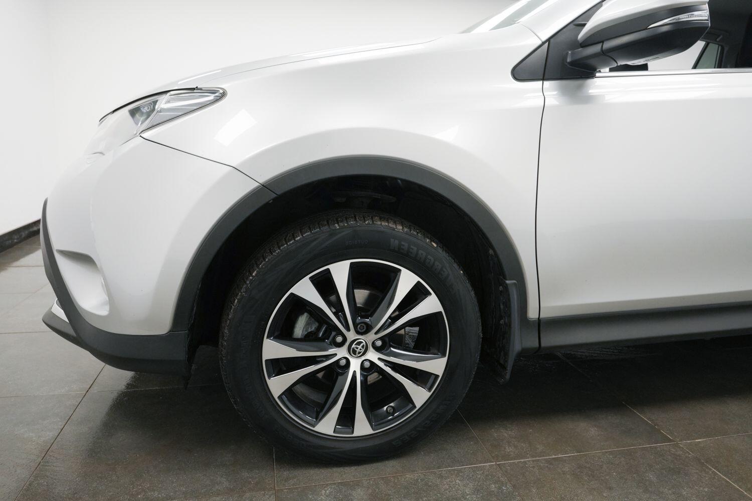 Used Toyota RAV4 for sale - 77633364: Photo 6