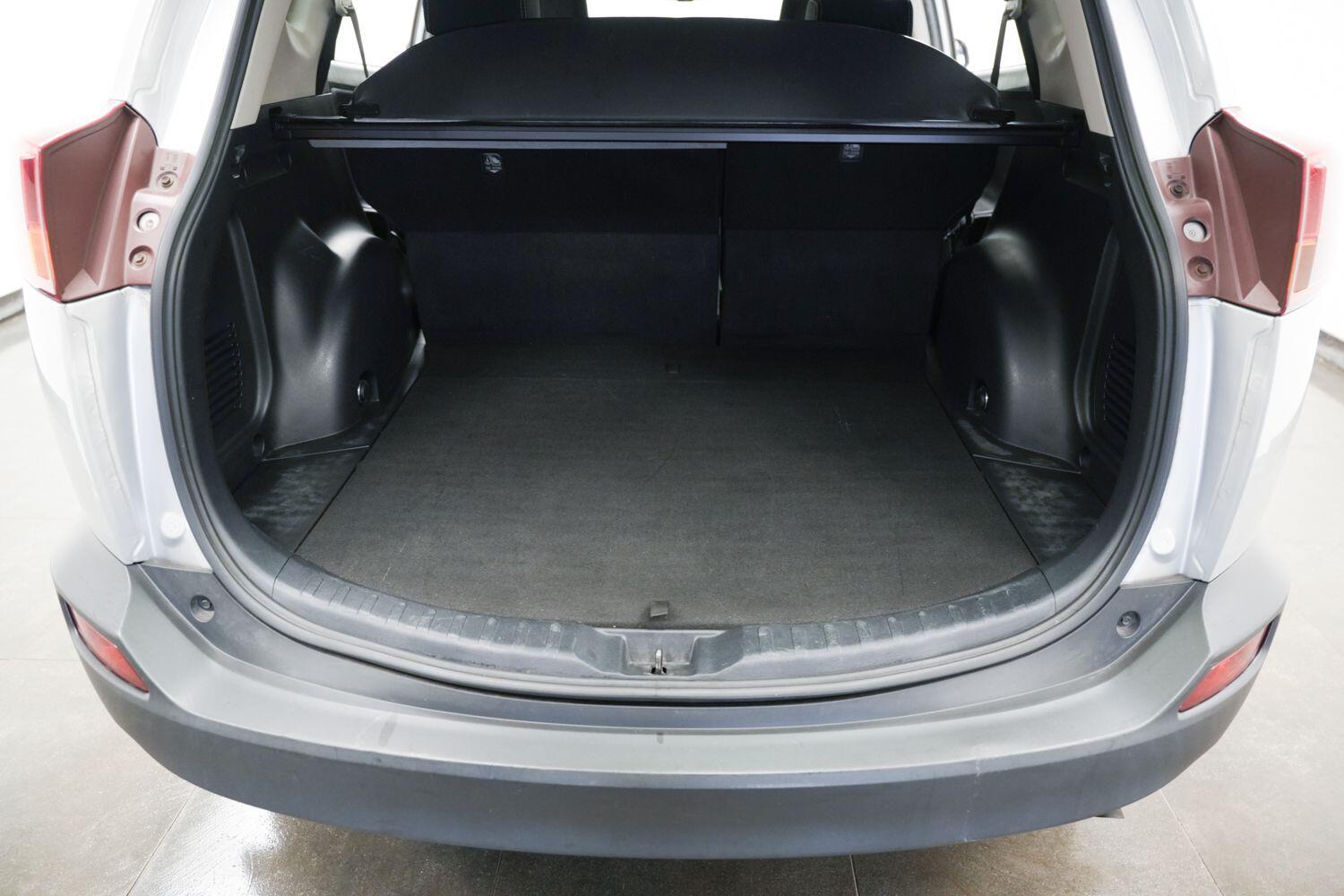 Used Toyota RAV4 for sale - 77633364: Photo 9