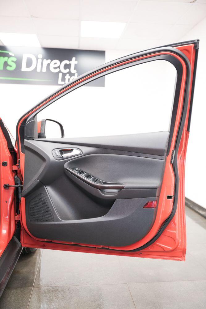 Used Ford Focus 2015 for sale - 77387545: Photo 17