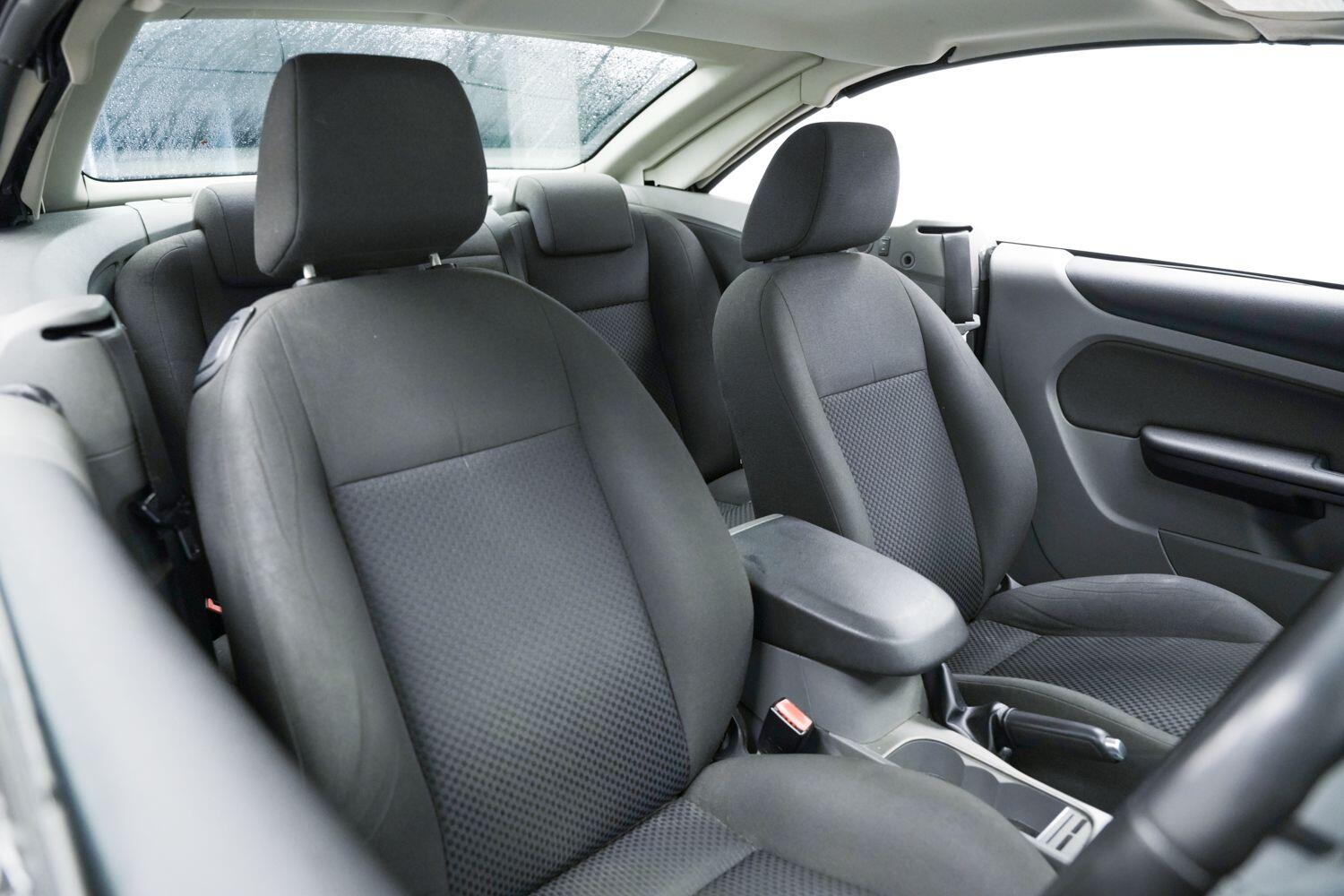 Used Ford Focus CC 2009 for sale - 76824961: Photo 12