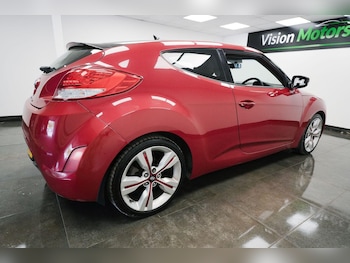 Used Hyundai Veloster 2013 for sale - 78695696: Photo