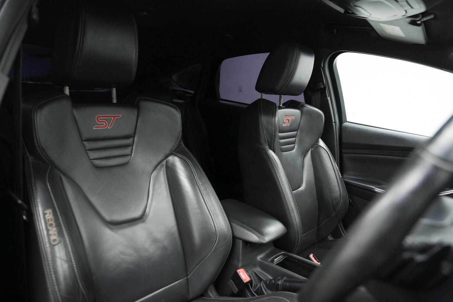 Used Ford Focus 2017 for sale - 77166966: Photo 11