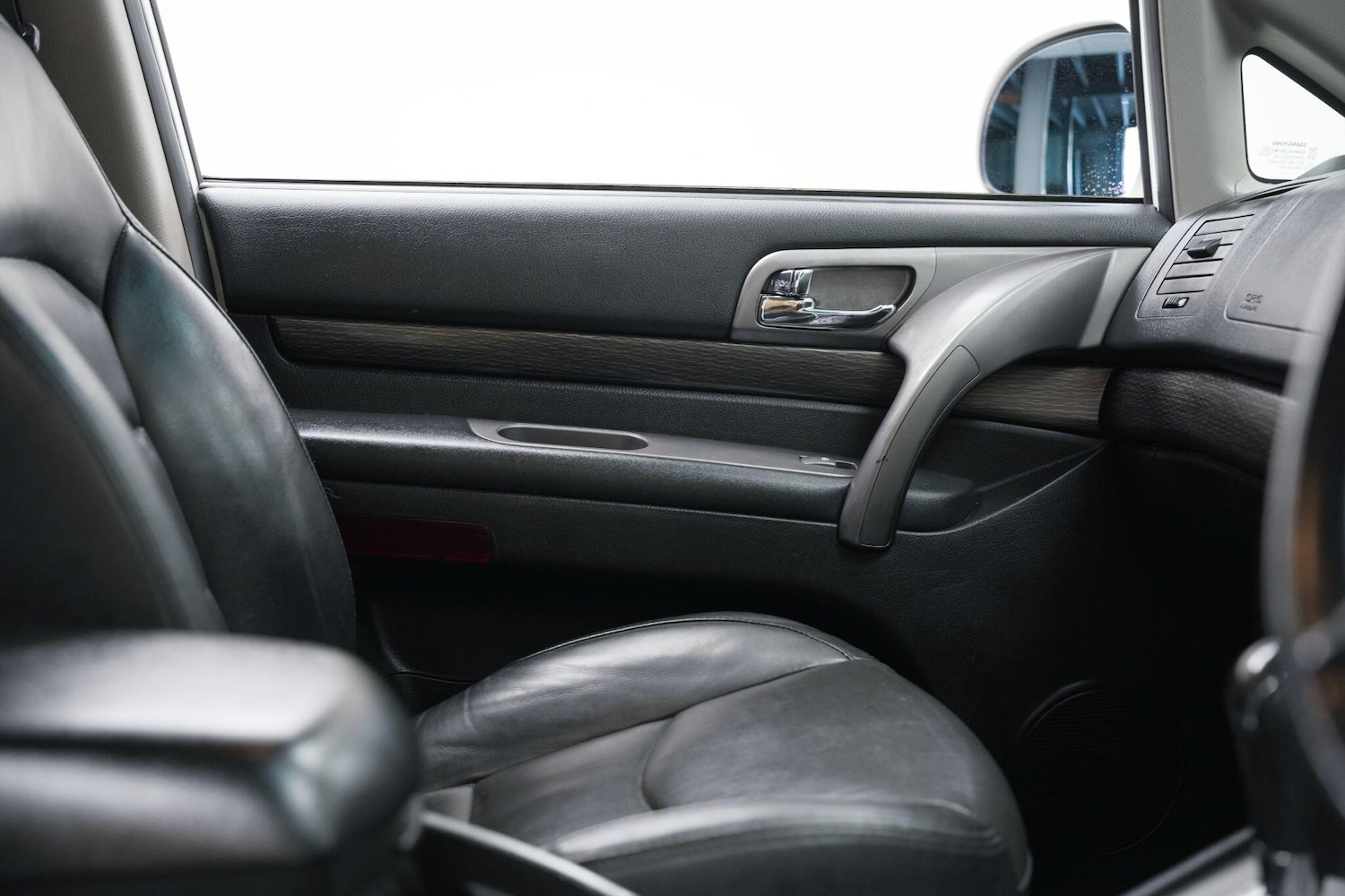 Used Ssangyong Turismo for sale - 77768083: Photo 22