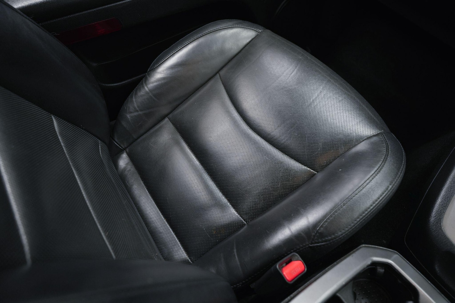 Used Ssangyong Turismo for sale - 77768083: Photo 23